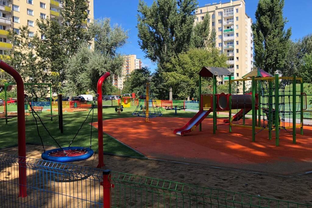 ורשה Andersena 190 A - 12 Pietro - 10 Min Cmkp - 5 Min Metro - 15 Min Centrum מראה חיצוני תמונה